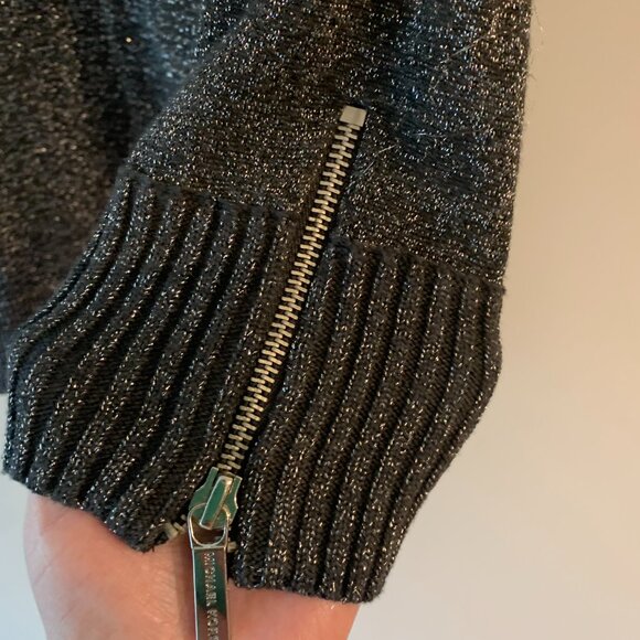 MICHAEL KORS Silver Top w/ zip up bottom sleeve detail - Picture 2 of 5